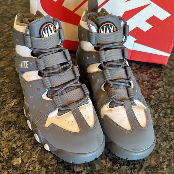 Nike air max max2 cb 94’ EUC 10.5 Gray and White High-Top Sneakers - Picture 2 of 13